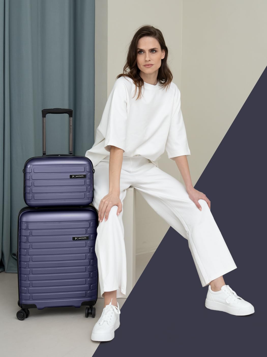 Pactastic Hartschalen Handgepäck Kosmetik-Koffer | Stabiles Beauty-Case mit Aufsteckfunktion | 34 x 17 x 27 cm aus Polypropylen (Collection 04)