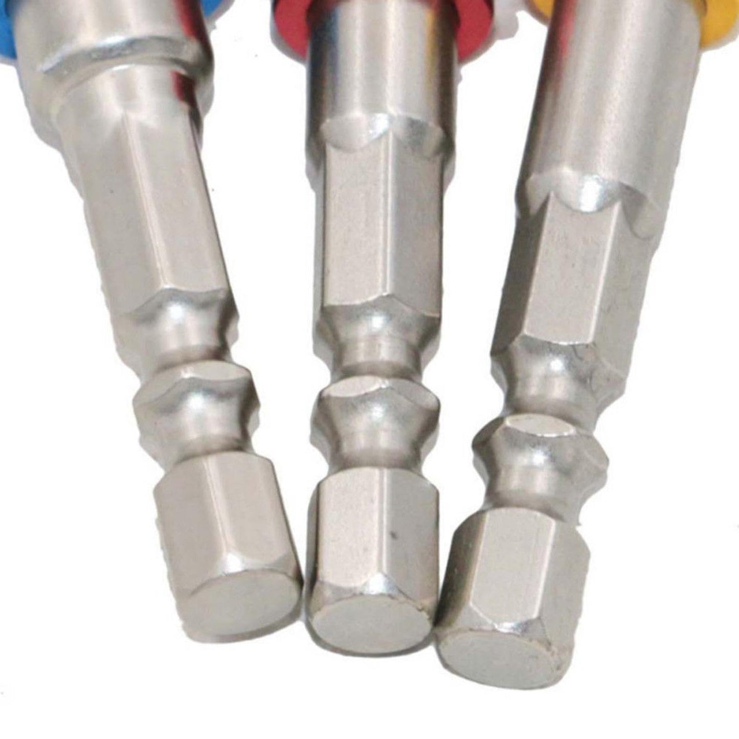 "Feste Verbindung: 3er Steckschlüssel-Adapter für präzises Arbeiten!"