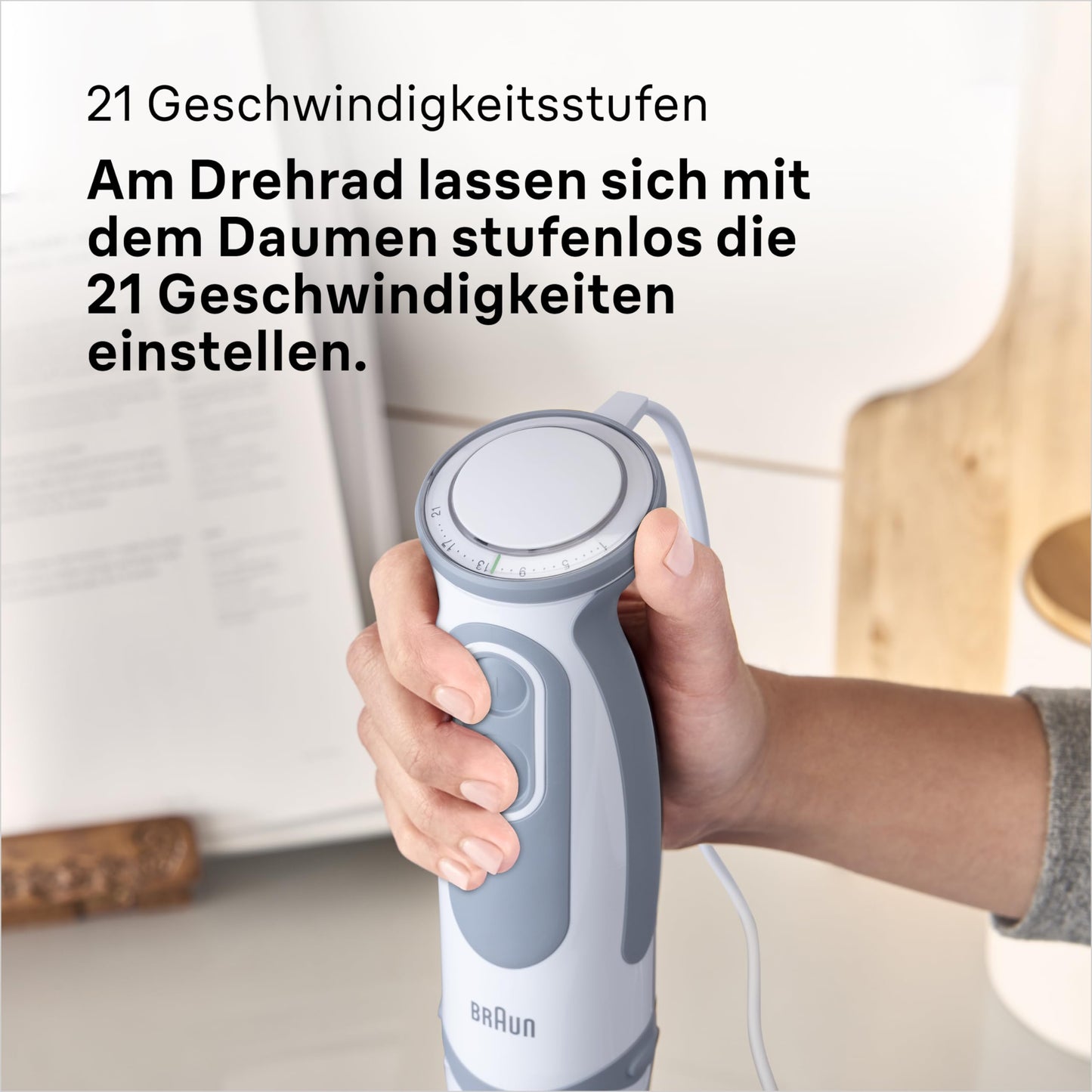 "Vielseitiger Genuss: 1000W Stabmixer mit Zubehör in elegantem Weiß!"