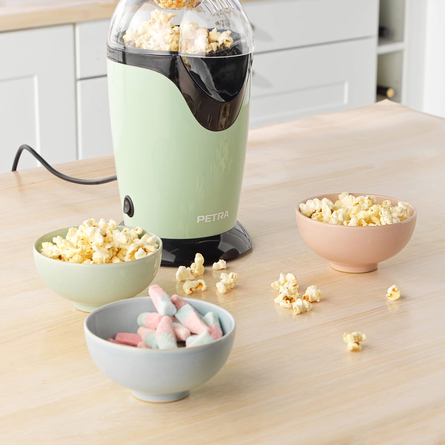 "Gesundes Snackvergnügen: Retro Heißluft Popcornmaschine in Grün"